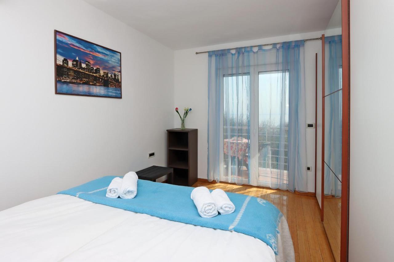 וולוסקו Starry Night - Smart Tv, Extra Big Bed, Big Bathtub, Private Parking, Sea View, Wifi, 2Bedrooms מראה חיצוני תמונה